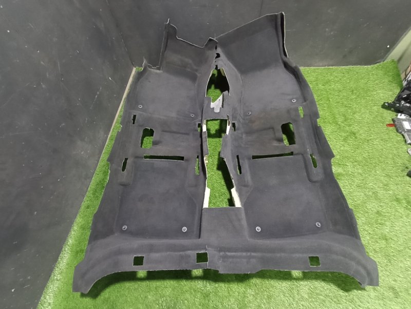 Покрытие напольное (ковролин)