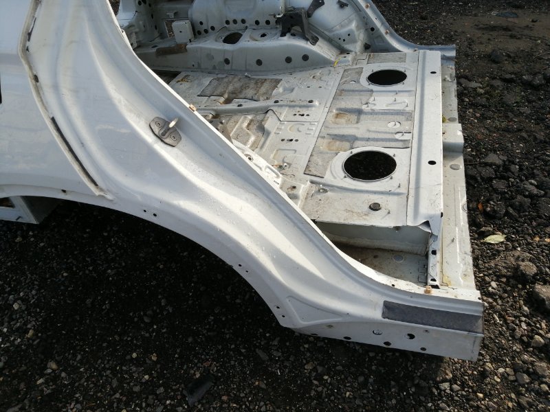 Кузовной элемент