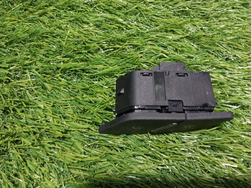 Кнопка центрального замка