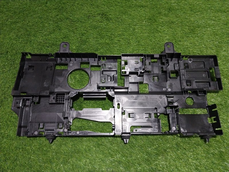 Обшивка багажника