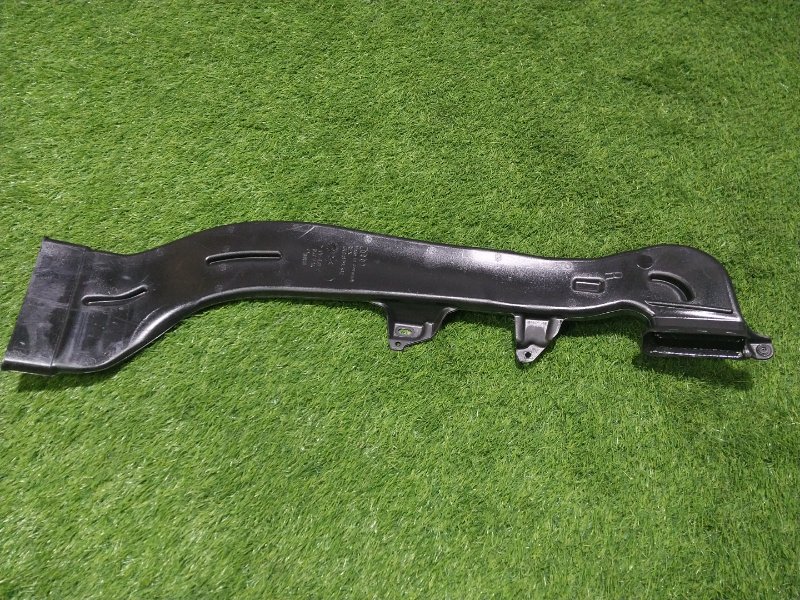 Патрубок воздушного фильтра