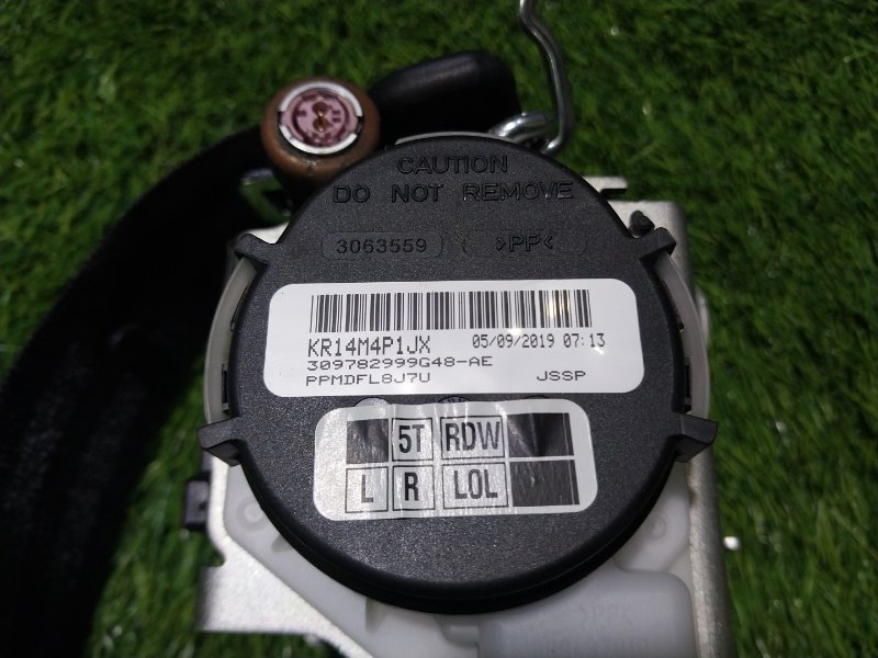 Ремень безопасности