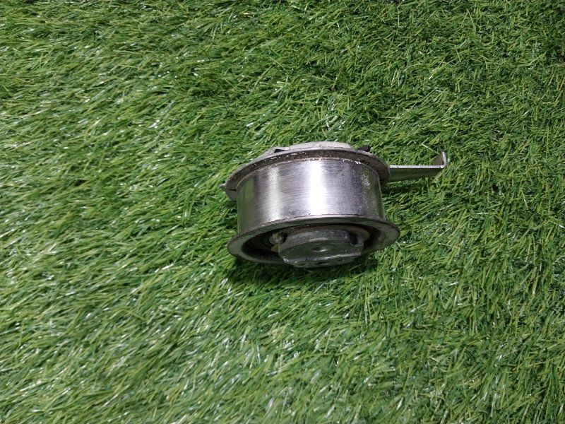 Ролик-натяжитель