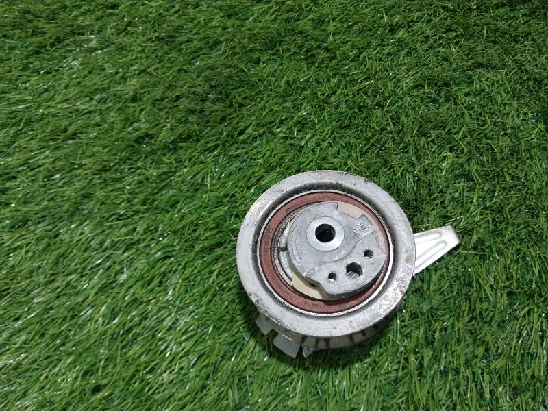 Ролик-натяжитель