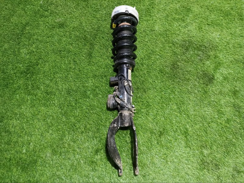 Амортизатор передний правый