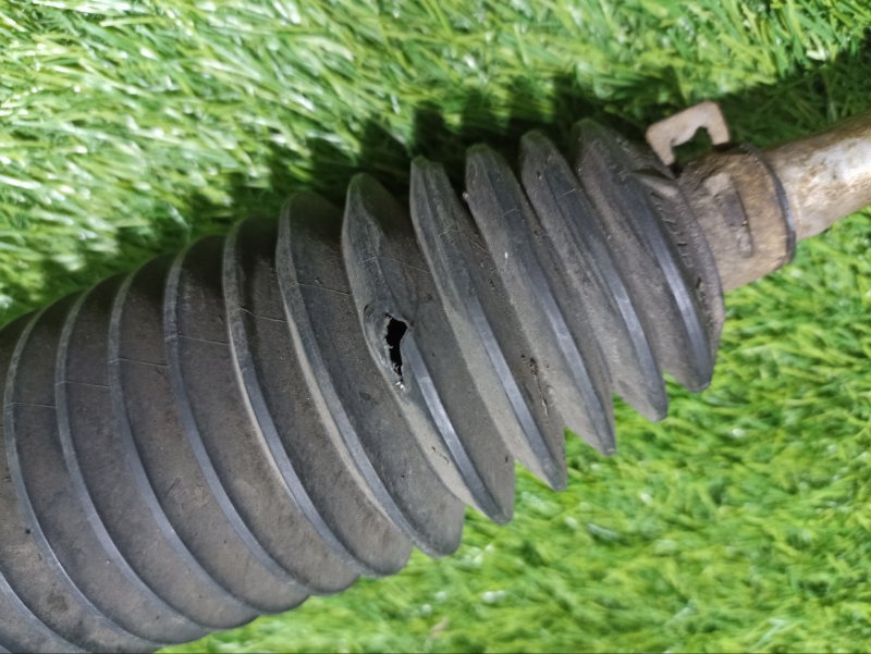 Тяга рулевая правая