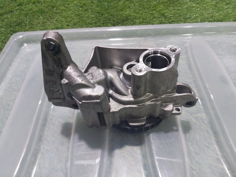 Насос масляный