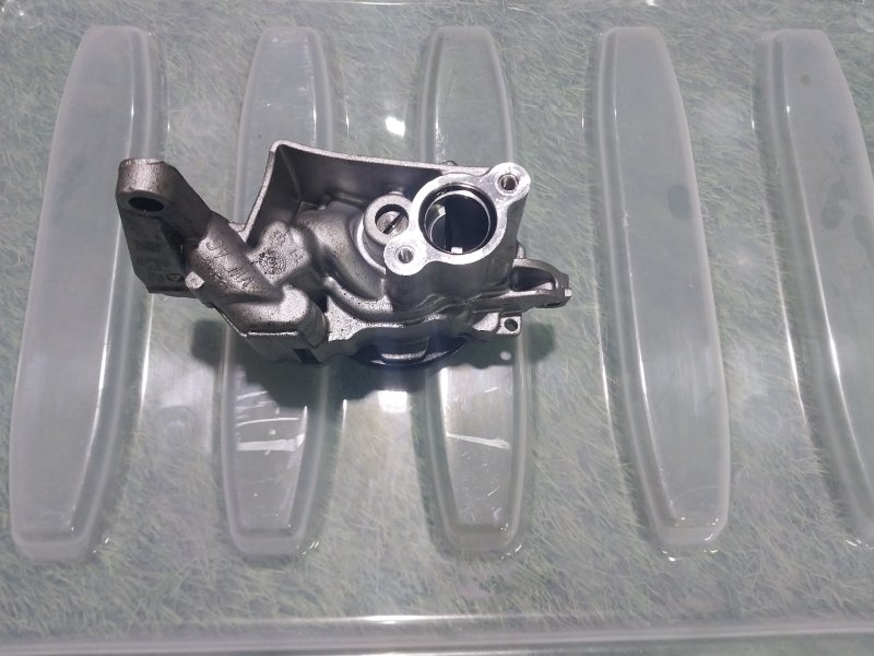 Насос масляный