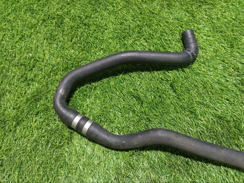 Шланг системы охлаждения