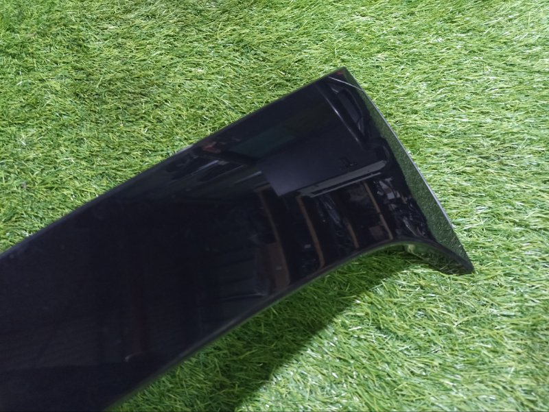 Накладка крышки багажника