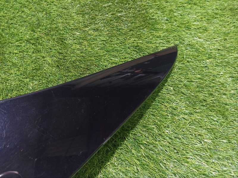 Накладка крышки багажника