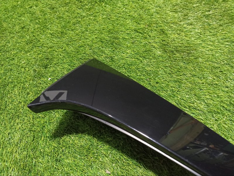 Накладка крышки багажника