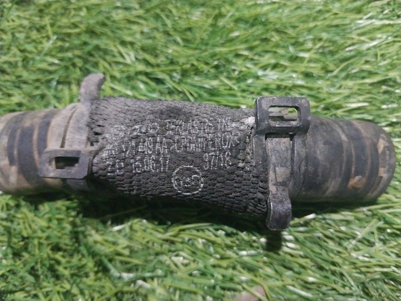 Шланг системы охлаждения