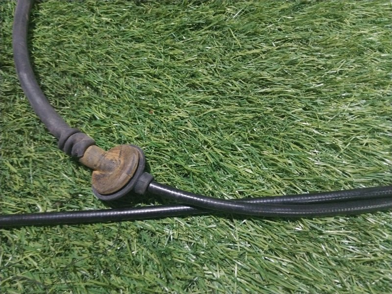 Трос открывания капота