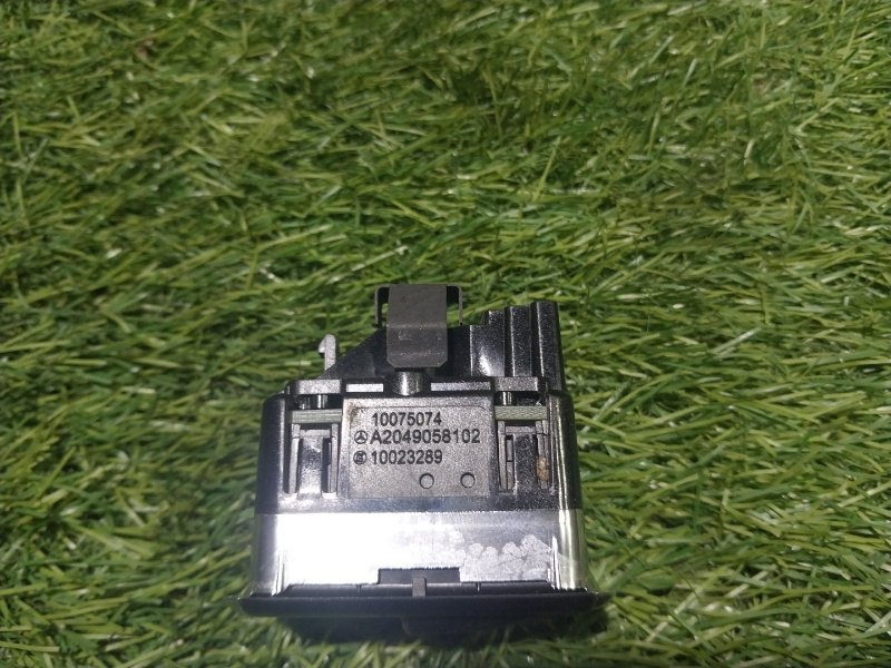 Кнопка стеклоподъемника