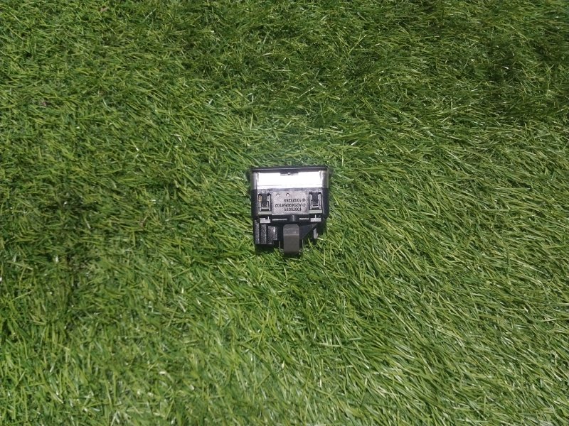 Кнопка стеклоподъемника