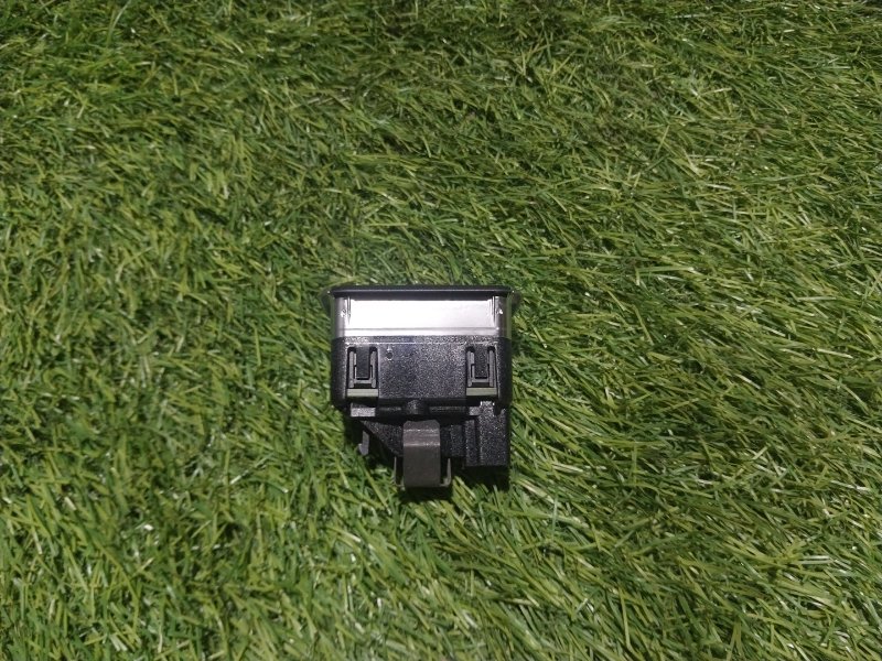 Кнопка стеклоподъемника