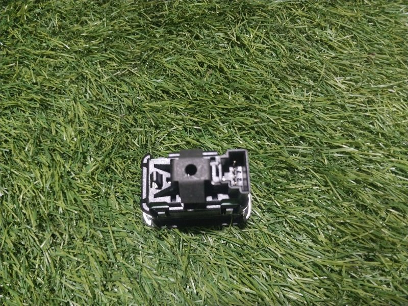 Кнопка стеклоподъемника