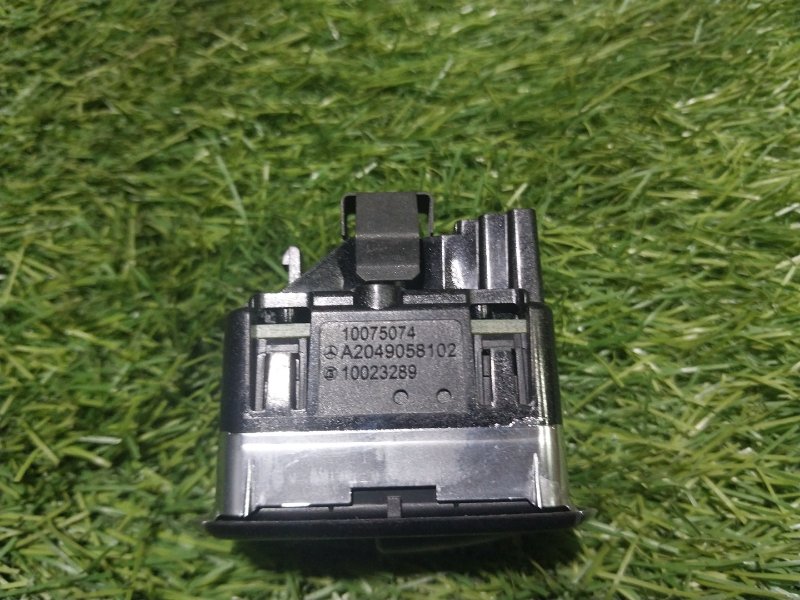 Кнопка стеклоподъемника