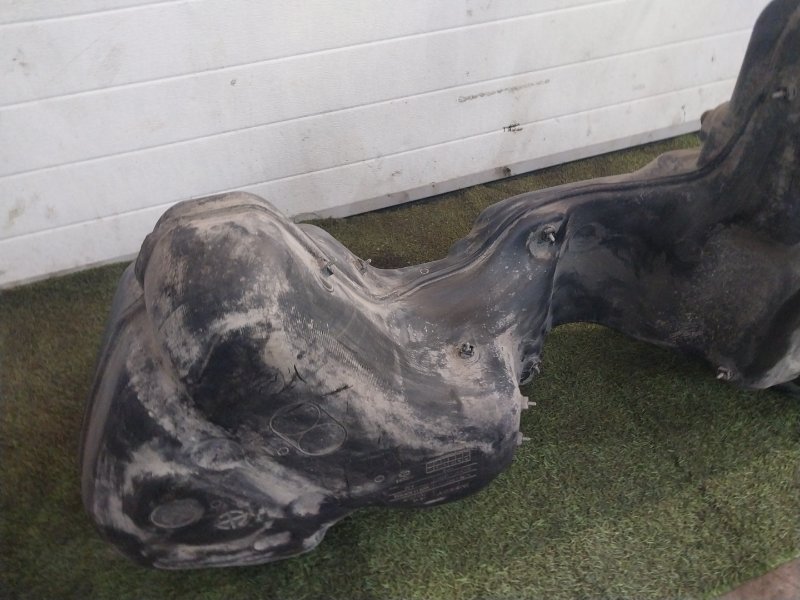 Бак топливный