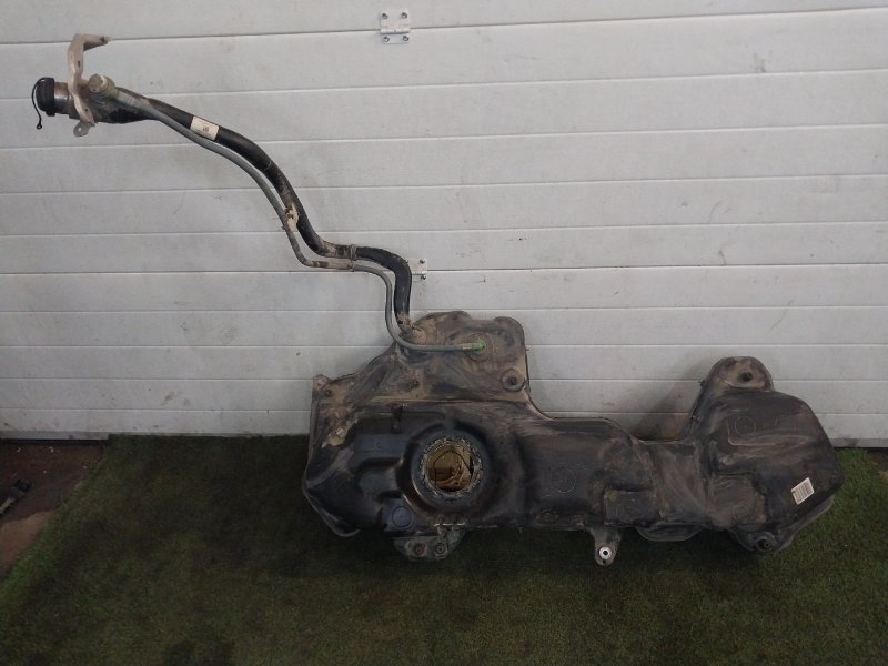 Бак топливный