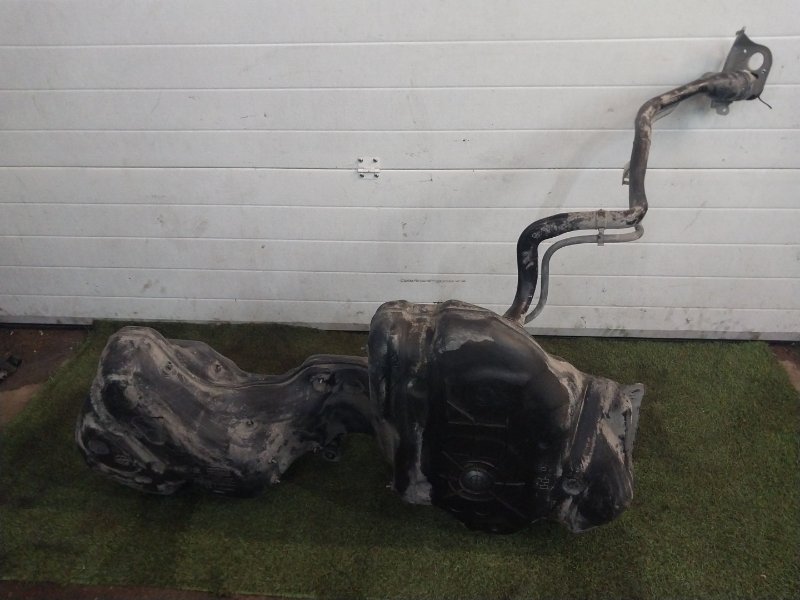 Бак топливный