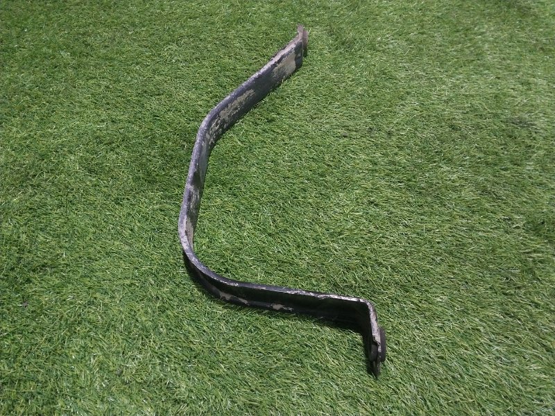 Лента крепления бензобака