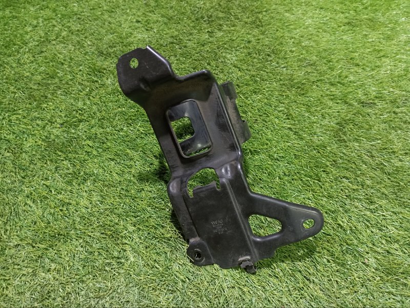 Кронштейн топливного фильтра