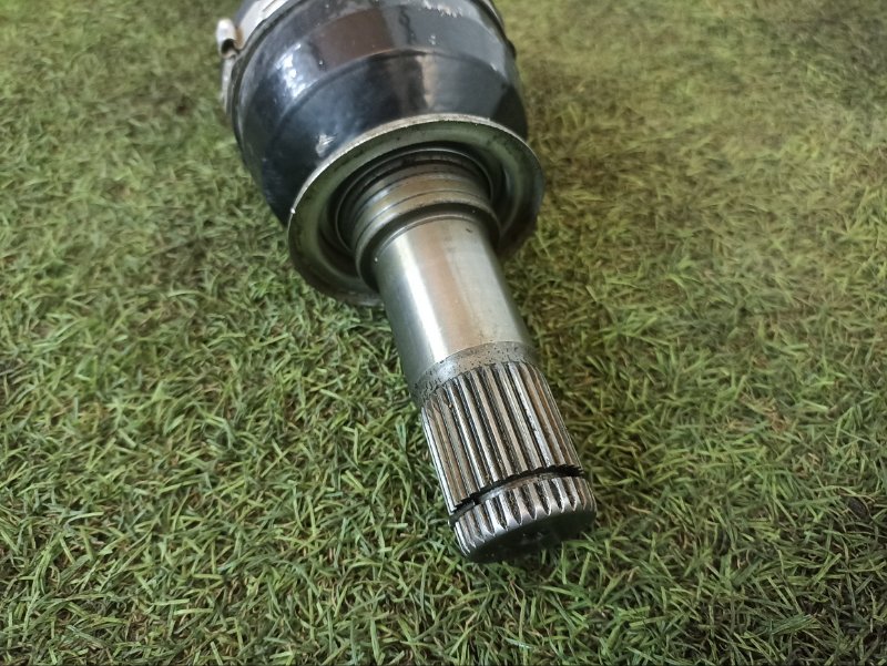 Полуось задняя правая