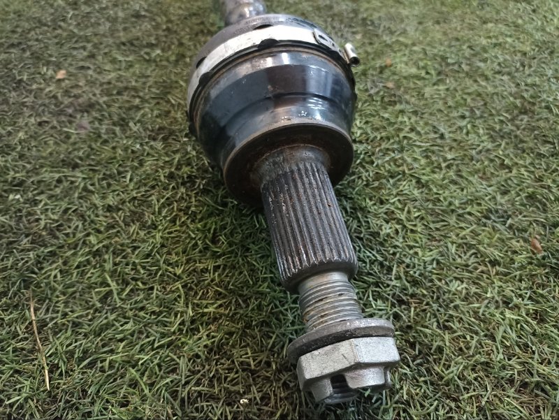 Полуось задняя правая