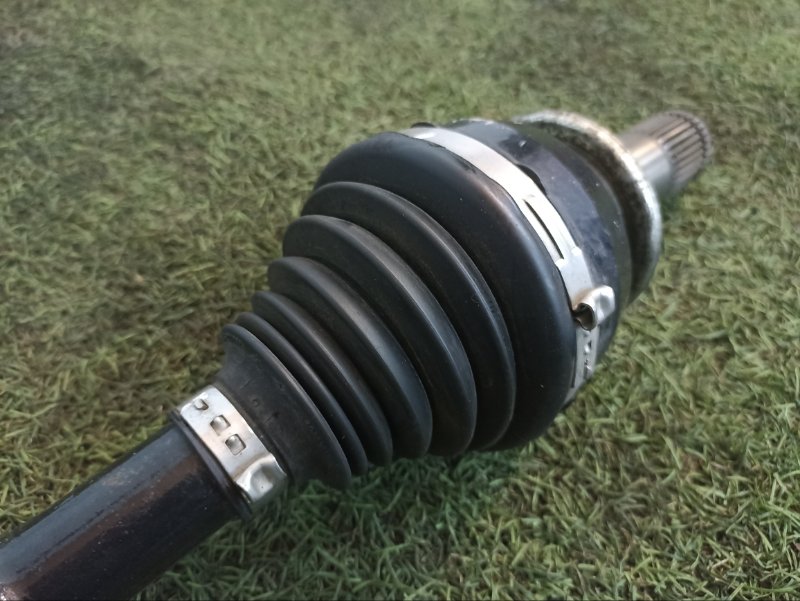 Полуось задняя правая