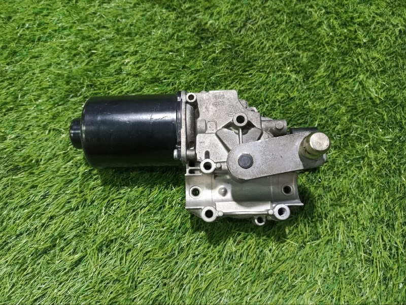 Моторчик стеклоочистителя передний