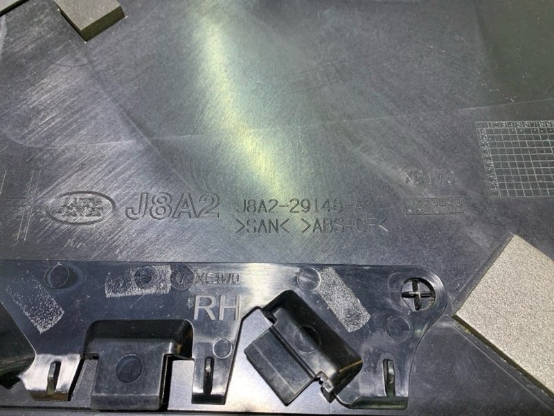 Накладка стойки