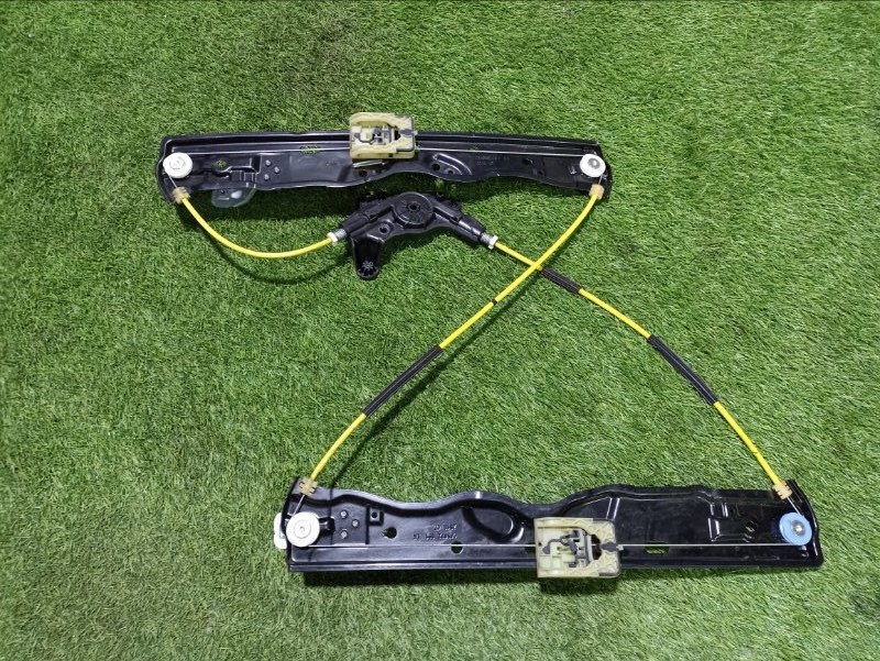 Стеклоподъемник электр. передний левый