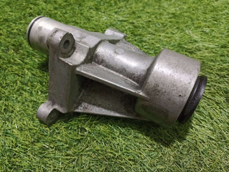 Кронштейн двигателя