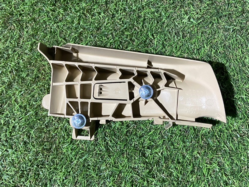 Механизм регулировки ремня безопасности