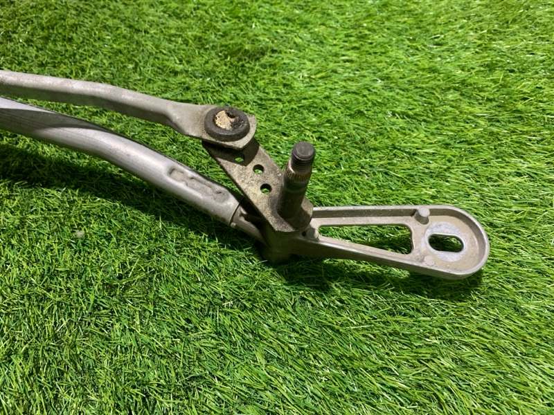 Трапеция стеклоочистителей