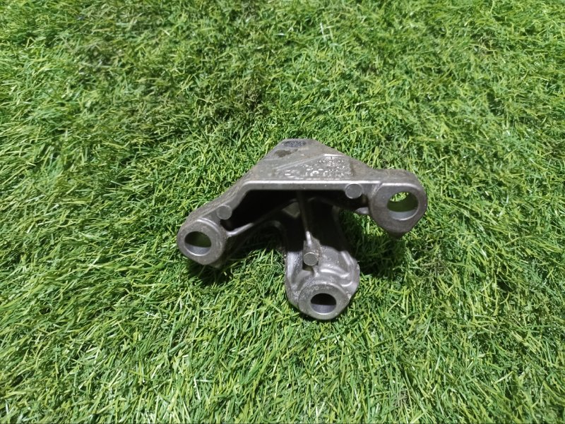 Кронштейн ТНВД