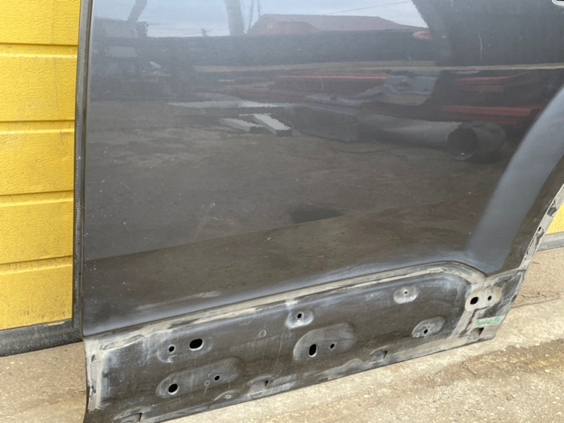 Дверь задняя левая