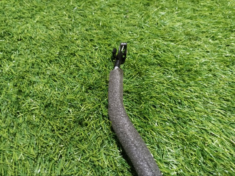 Замок двери передней левой