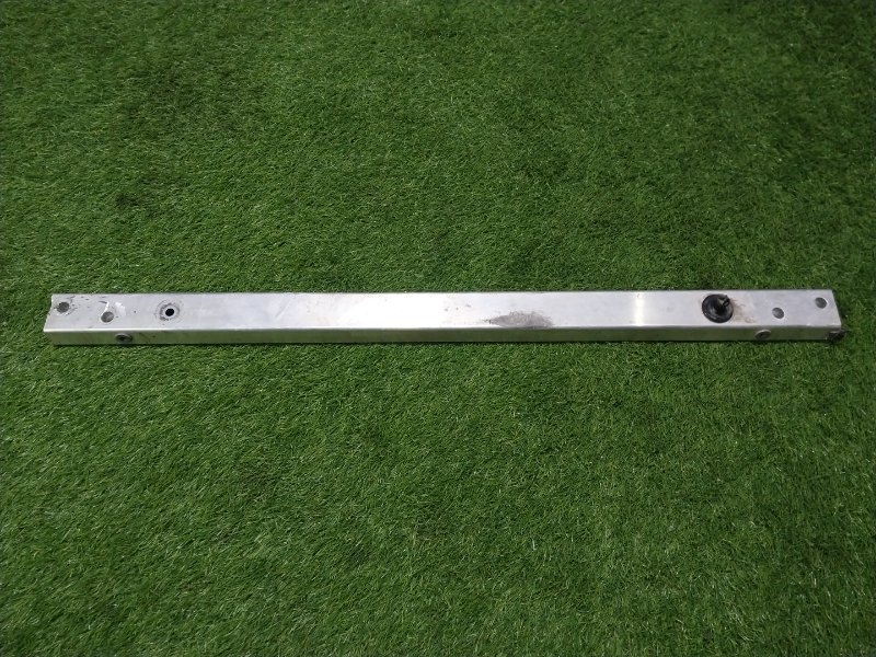 Кронштейн радиатора