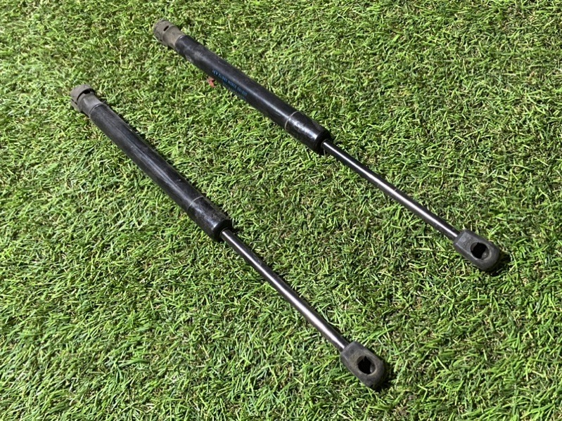 Амортизатор капота