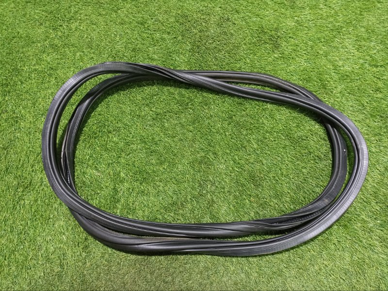 Уплотнитель двери