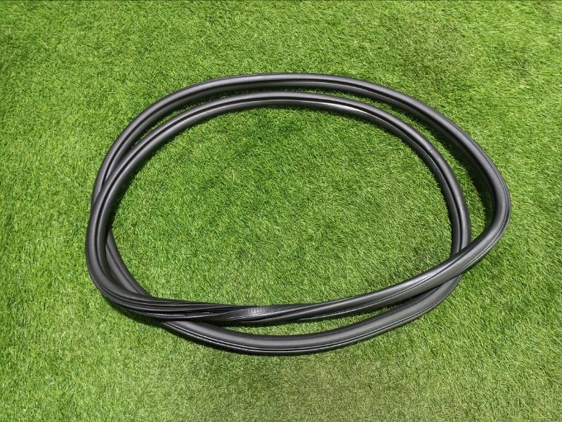 Уплотнитель двери