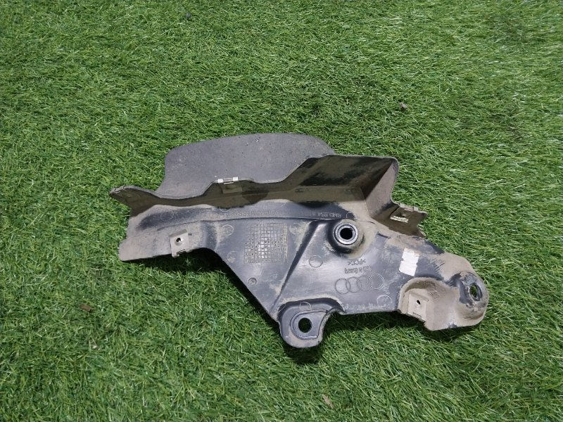 Брызговик задний правый