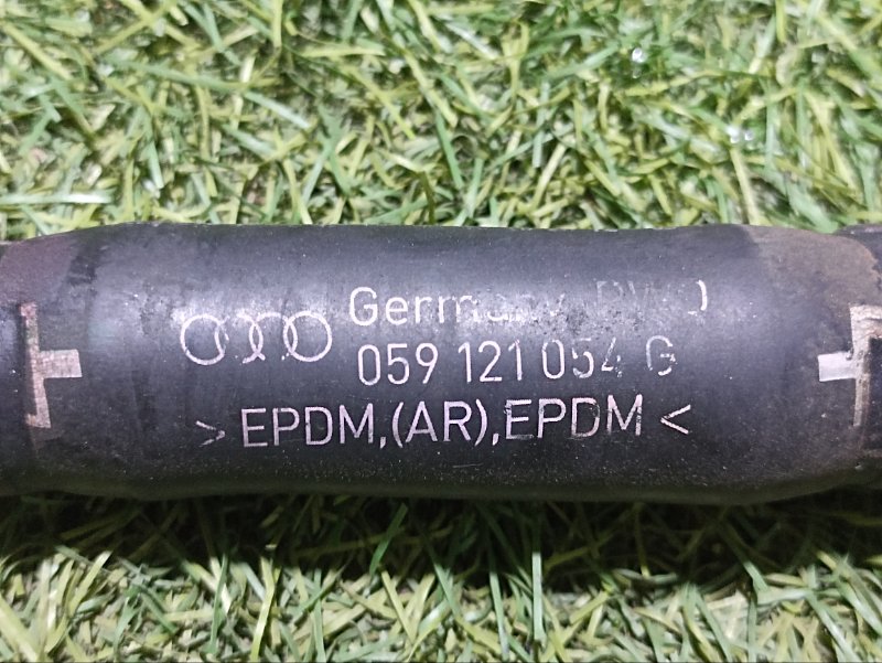 Трубка системы охлаждения