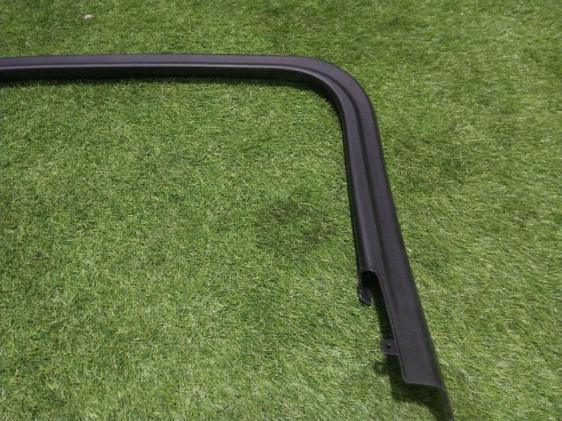 Накладка двери задней левой