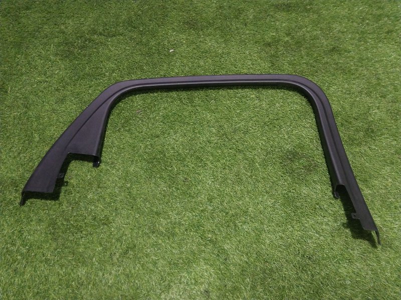 Накладка двери задней левой