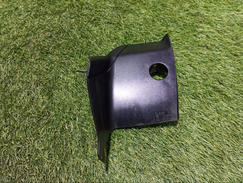 Накладка заднего фонаря левая