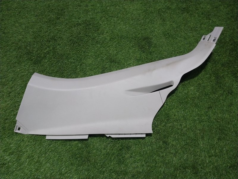 Обшивка багажника